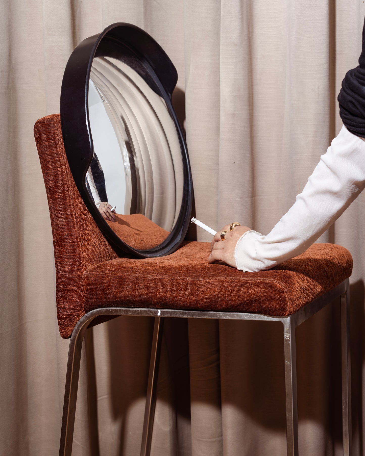 MIRROR SPECTACULAR