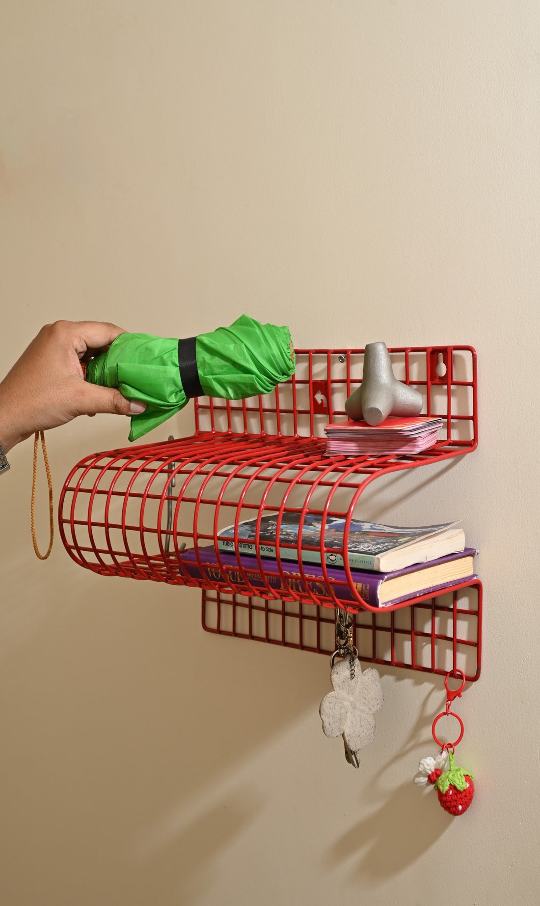 MESH SHELF