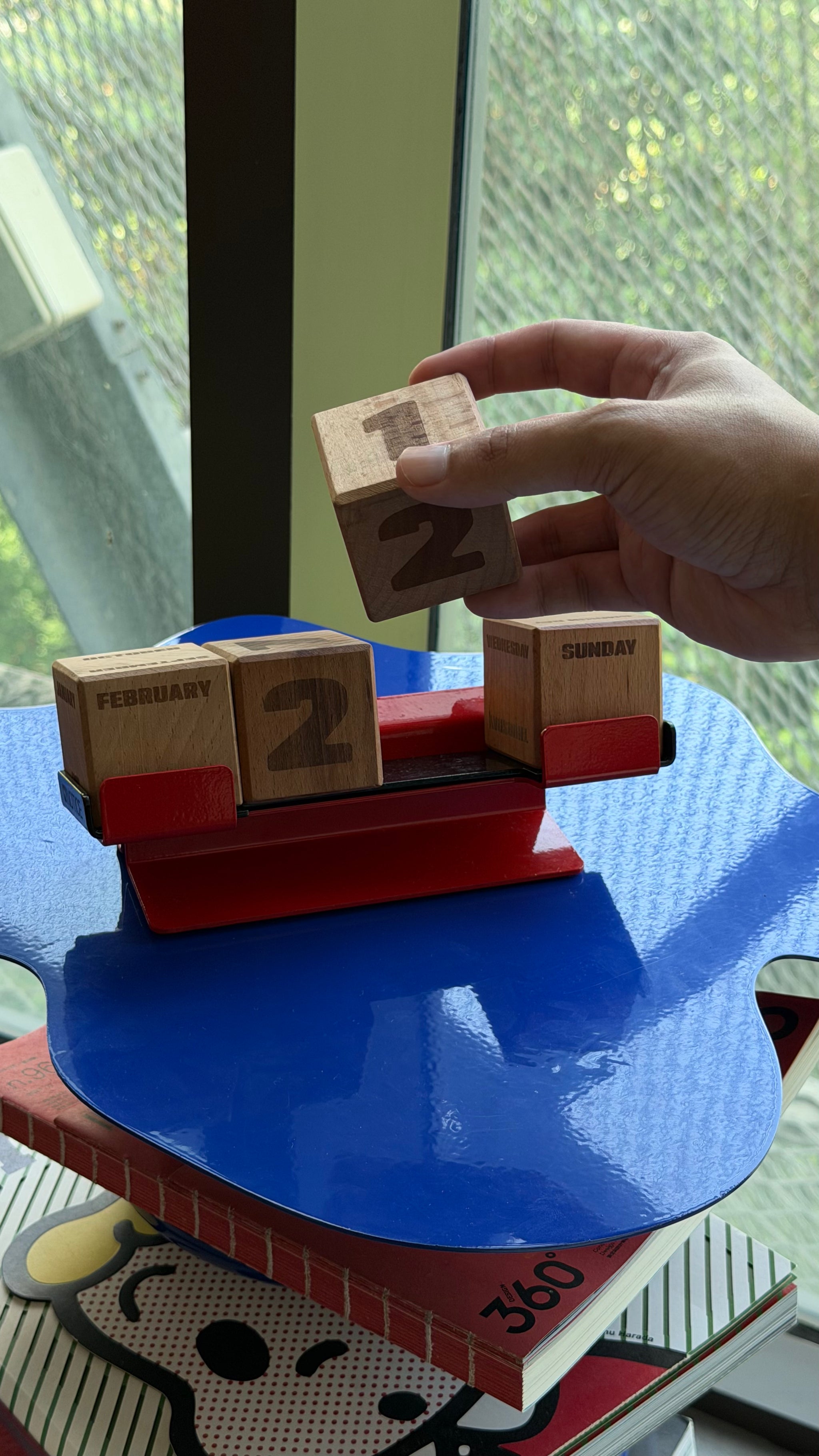 BLOCK PERPETUAL CALENDAR