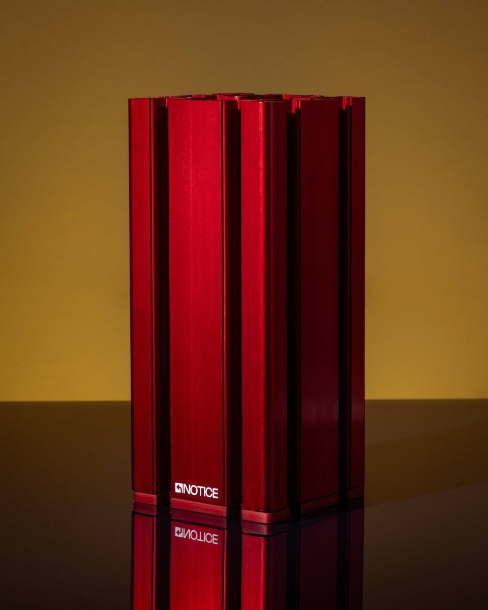 EXTRUSION VASE - RED - Notice